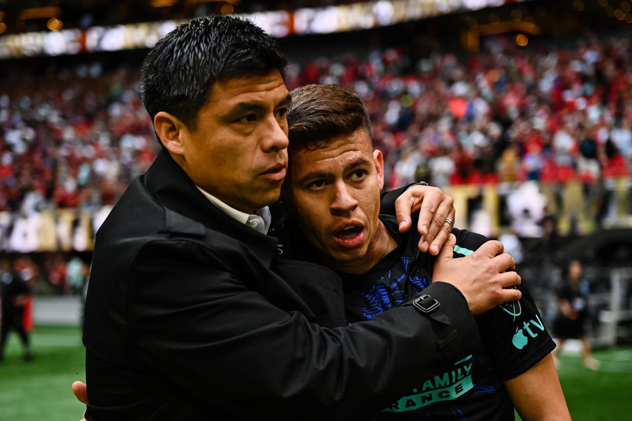 Atlanta United Head Coach Gonzalo Pineda and midfielder Matheus Rossetto #20 react after the victory against Chicago Fire FC at Mercedes-Benz Stadium in Atlanta, GA on Sunday, April 23, 2023. (Photo by Brandon Magnus/Atlanta United)