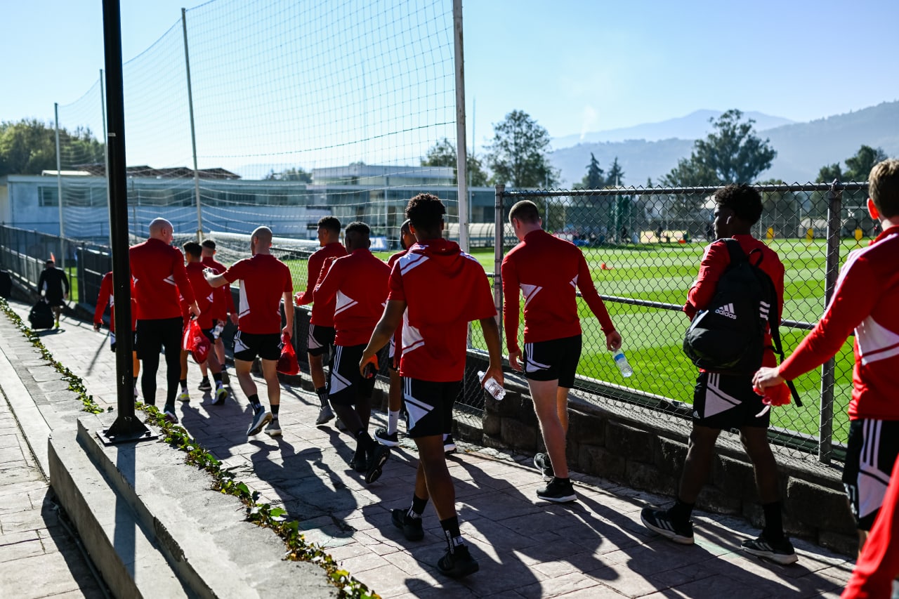 Atlanta United players arrive before a preseason training camp session at CAR - Mexican National Team Training Facility in Mexico City, CDMX, on Tuesday January 31, 2023. (Photo by Mitch Martin/Atlanta United)