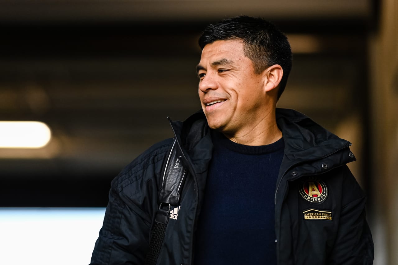 Atlanta United Head Coach Gonzalo Pineda arrives prior to the match against the Columbus Crew at Lower.com Field in Columbus, Ohio on Wednesday, November 1, 2023. (Photo by Mitch Martin/Atlanta United)