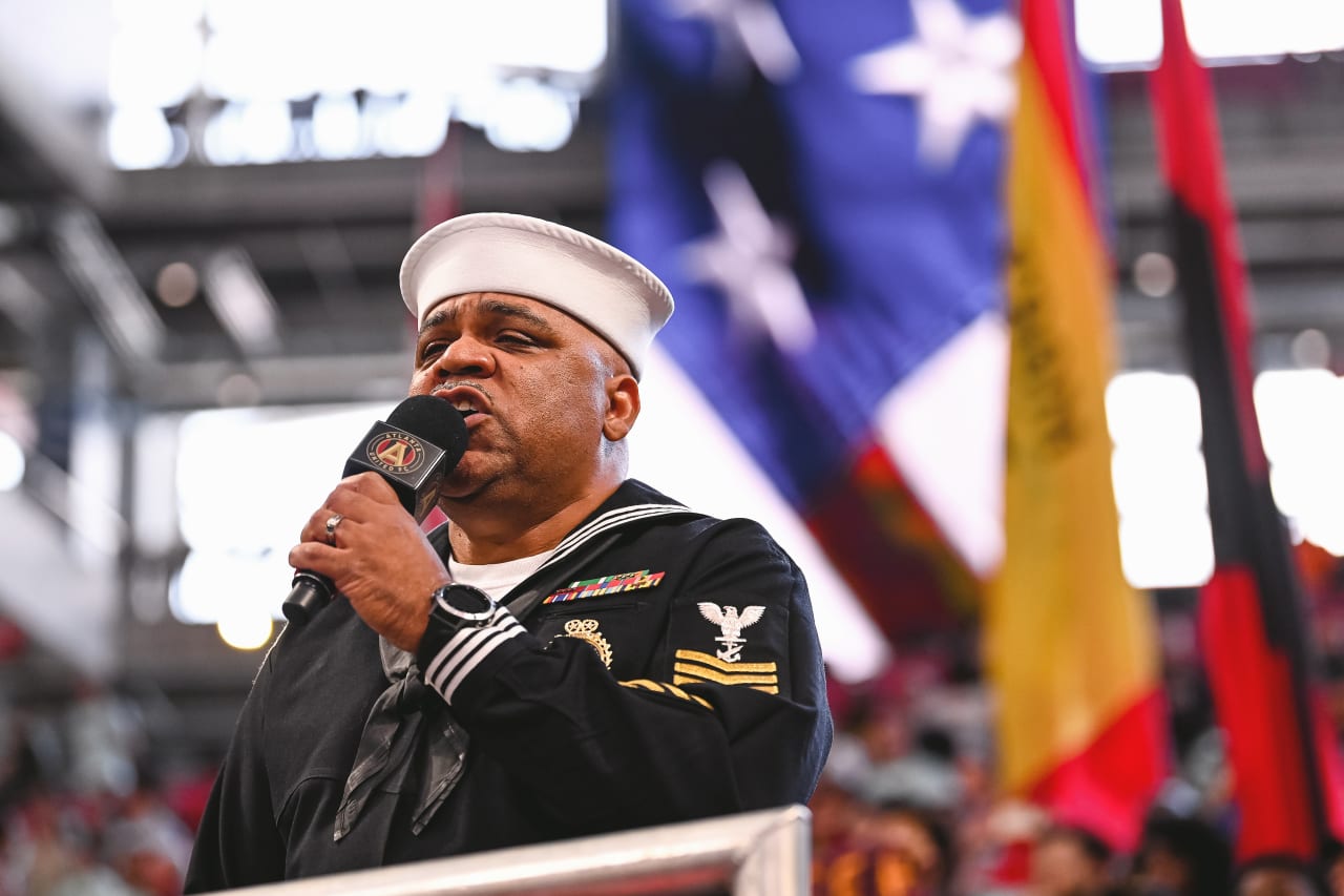 Navy Petty Officer First Class Retired Generald Wilson sings the national anthem prior to the match between the Atlanta United and Seattle Sounders FC at Mercedes-Benz Stadium in Atlanta, United States on Saturday August 6, 2022. (Photo by Mitchell Martin/Atlanta United)
