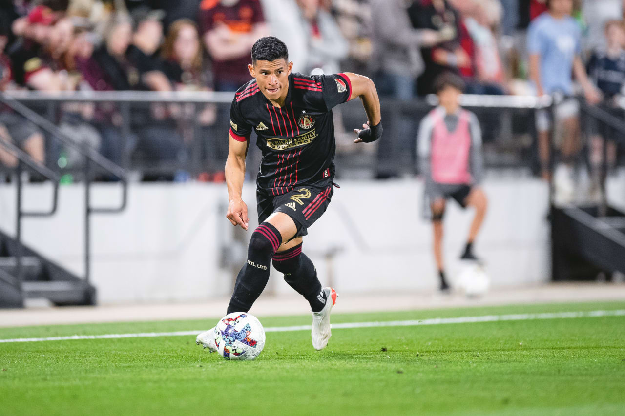 Atlanta United defender Ronald Hernandez #2 dribbles the ball during the match against Chattanooga FC at Fifth Third Bank Stadium in Kennesaw, United States on Wednesday April 20, 2022. (Photo by Kyle Hess/Atlanta United)