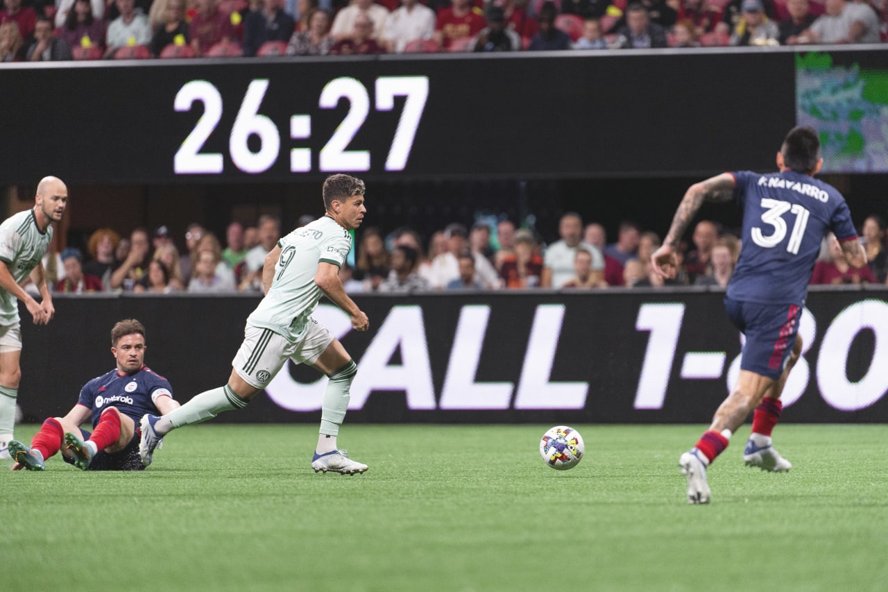 Atlanta United midfielder Matheus Rossetto #9 dribbles the ball during the match against Chicago Fire FC at Mercedes-Benz Stadium in Atlanta, United States on Saturday May 7, 2022. (Photo by Dakota Williams/Atlanta United)