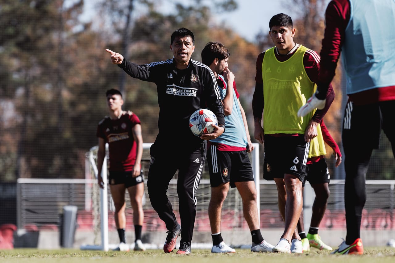 Atlanta United Head Coach Gonzalo Pineda gives out directions during training at Children's Healthcare of Atlanta Training Ground in Marietta, GA, on Wednesday November 17, 2021. (Photo by Jacob Gonzalez/Atlanta United)