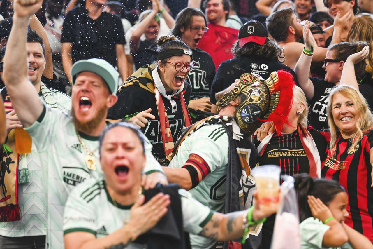 Atlanta United supporters celebrates after a goal during the match against D.C. United at Mercedes-Benz Stadium in Atlanta, United States on Sunday August 28, 2022. (Photo by Jay Bendlin/Atlanta United)