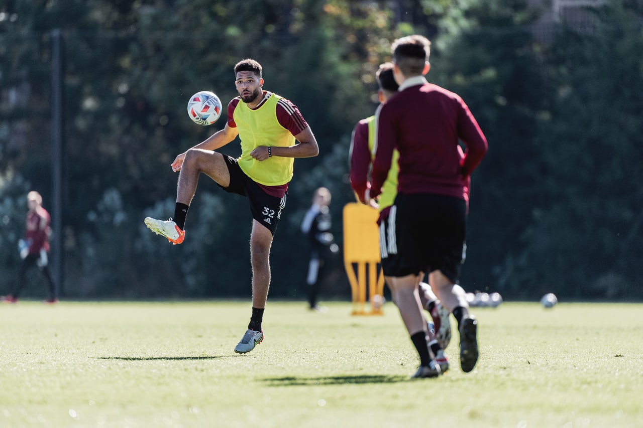 Atlanta United defender George Campbell #32 in action during training at Children's Healthcare of Atlanta Training Ground in Marietta, GA, on Tuesday October 26, 2021. Photo by Jacob Gonzalez/Atlanta United)