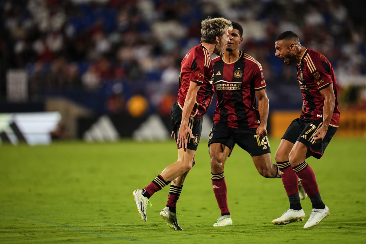 Atlanta United forward Saba Lobjanidze #9 and Atlanta United forward Giorgos Giakoumakis #7 celebrate after scoring a goal during the match against FC Dallas at Toyota Stadium in Dallas, TX on Saturday, September 2, 2023. (Photo by Cooper Neill/Atlanta United)
