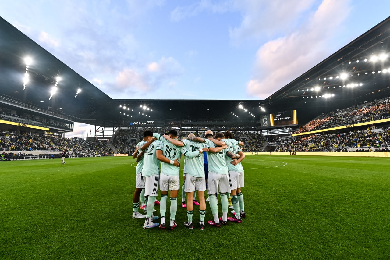 The Starting XI huddle before the match against Columbus Crew at Lower.com Field in Columbus, OH on Saturday March 25, 2023. (Photo by Mitchell Martin/Atlanta United)