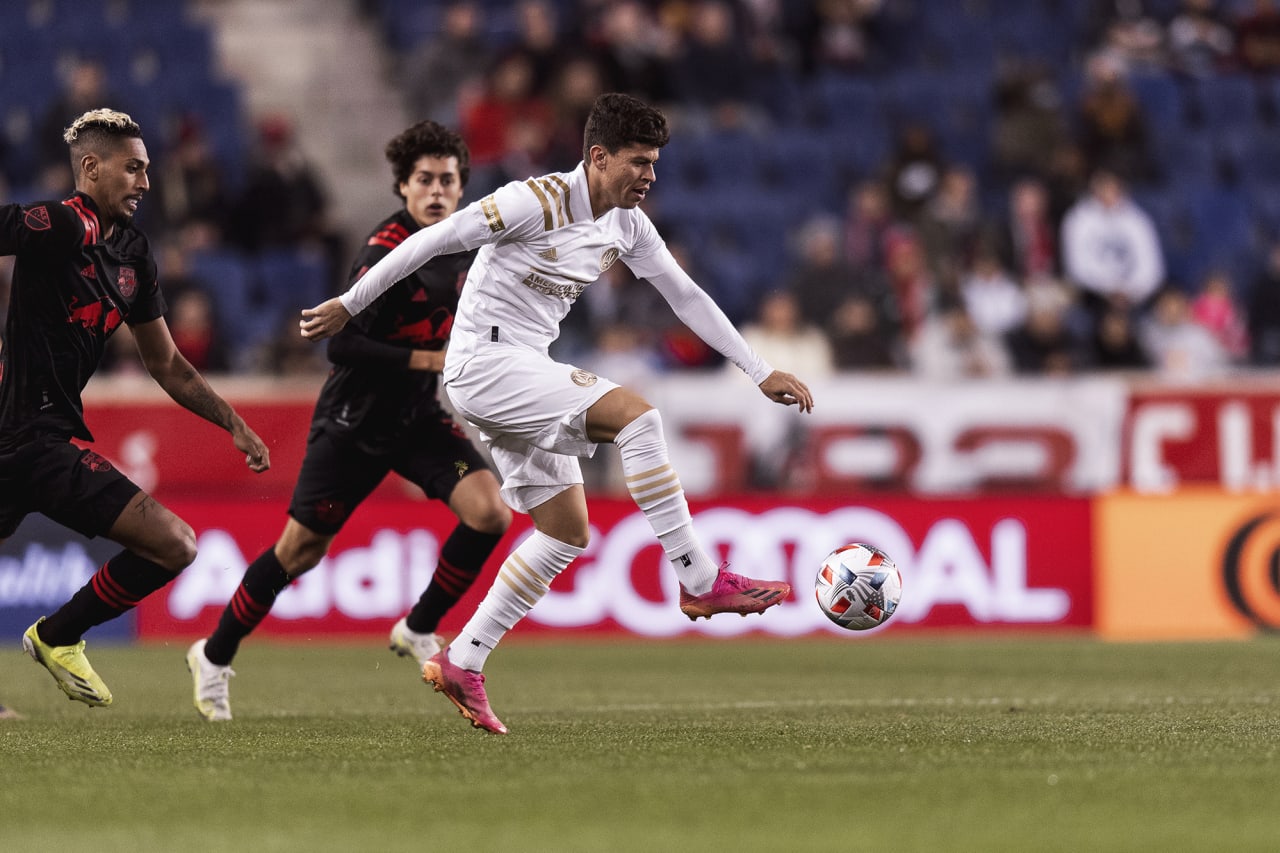 Atlanta United midfielder Matheus Rossetto #9 dribbles the ball during the match against New York Red Bulls at Red Bull Arena in Harrison, New Jersey on Wednesday November 3, 2021. (Photo by Jacob Gonzalez/Atlanta United)