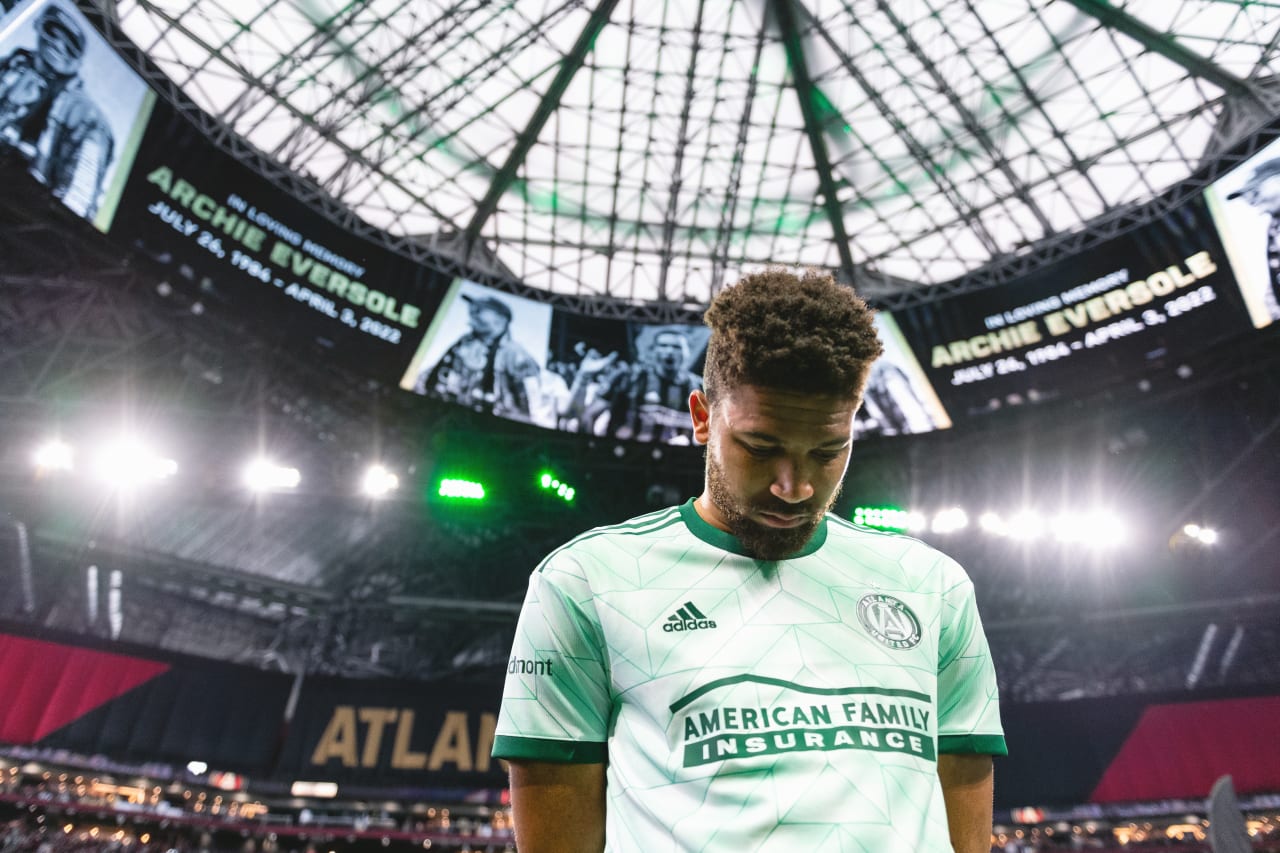 Archive Eversole moment of silence before the match against Cincinnati FC at Mercedes-Benz Stadium in Atlanta, United States on Saturday April 16, 2022. (Photo by Dakota Williams/Atlanta United)