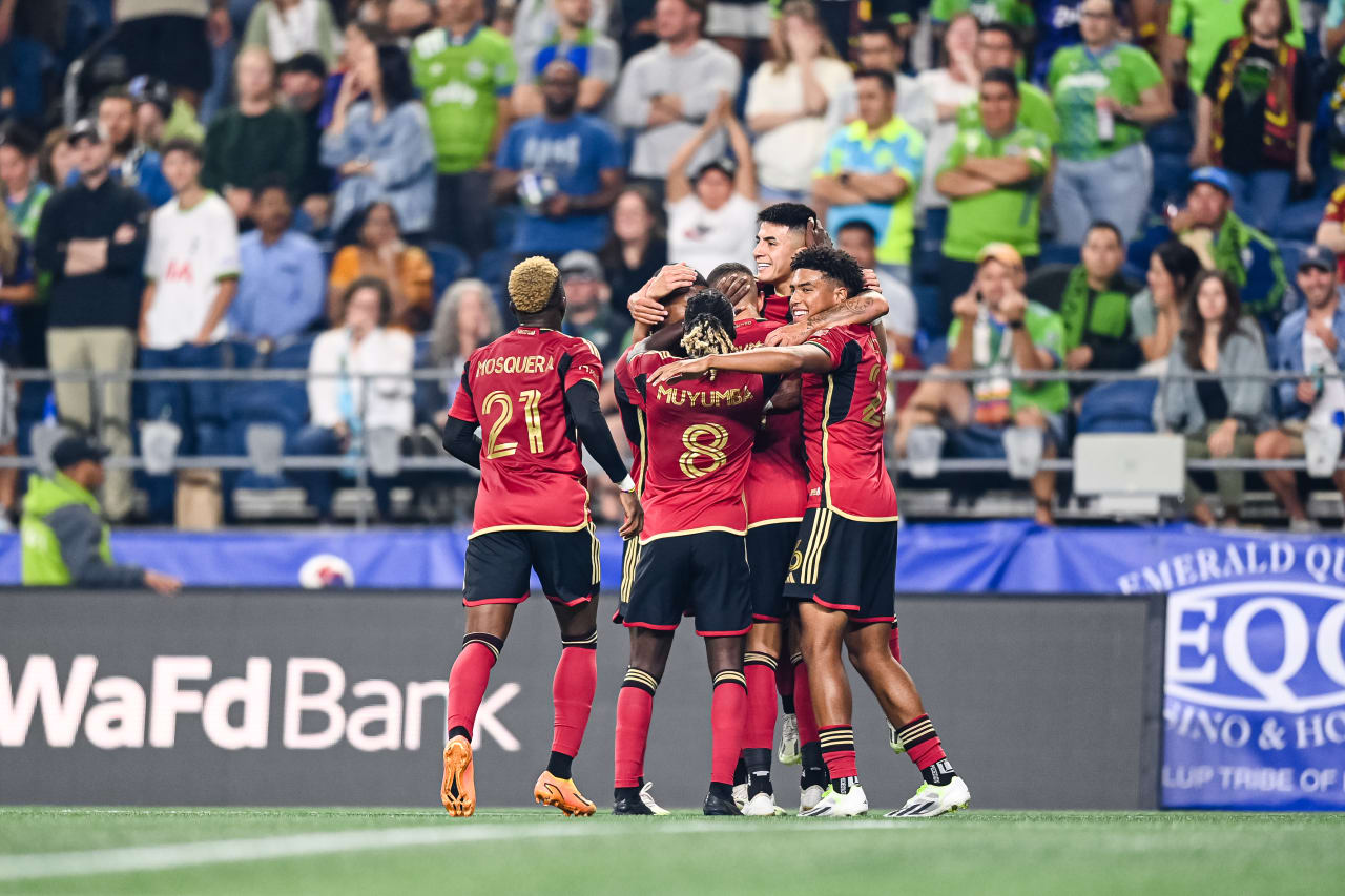 Atlanta United forward Giorgos Giakoumakis #7 celebrates with teammates after a goal during the second half of the match against Seattle Sounders FC at Lumen Field in Seattle, WA on Sunday, August 20, 2023. (Photo by Mitch Martin/Atlanta United)