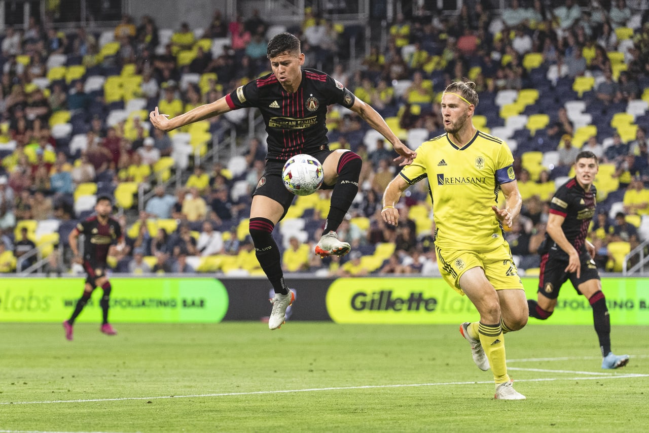 Atlanta United midfielder Matheus Rossetto #9 collects a pass during the match against Nashville SC at Nashville SC Stadium in Nashville, United States on Saturday May 21, 2022. (Photo by Dakota Williams/Atlanta United)
