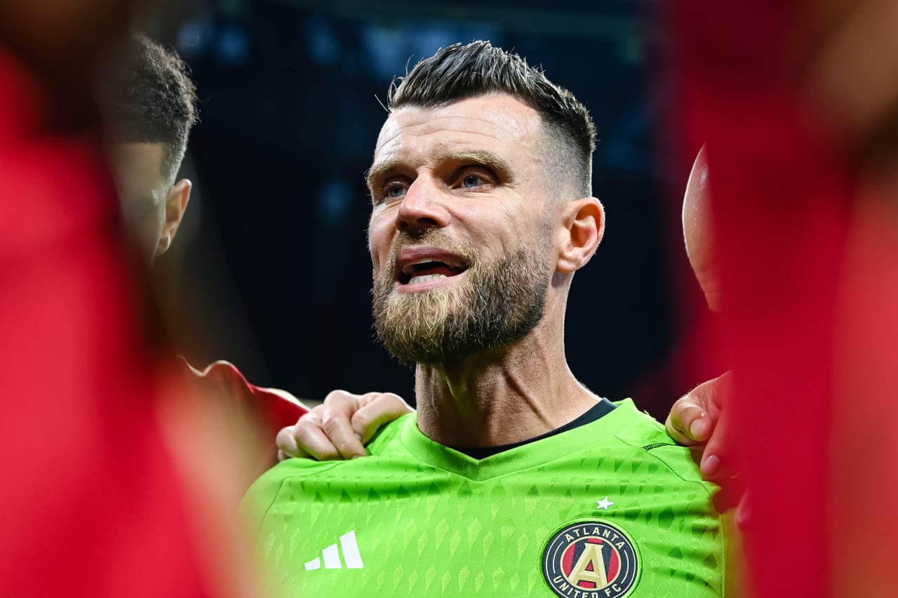 Atlanta United goalkeeper Quentin Westberg #31 in the Starting XI huddle prior to the match against Charlotte FC at Mercedes-Benz Stadium in Atlanta, GA on Saturday May 13, 2023. (Photo by Mitchell Martin/Atlanta United)
