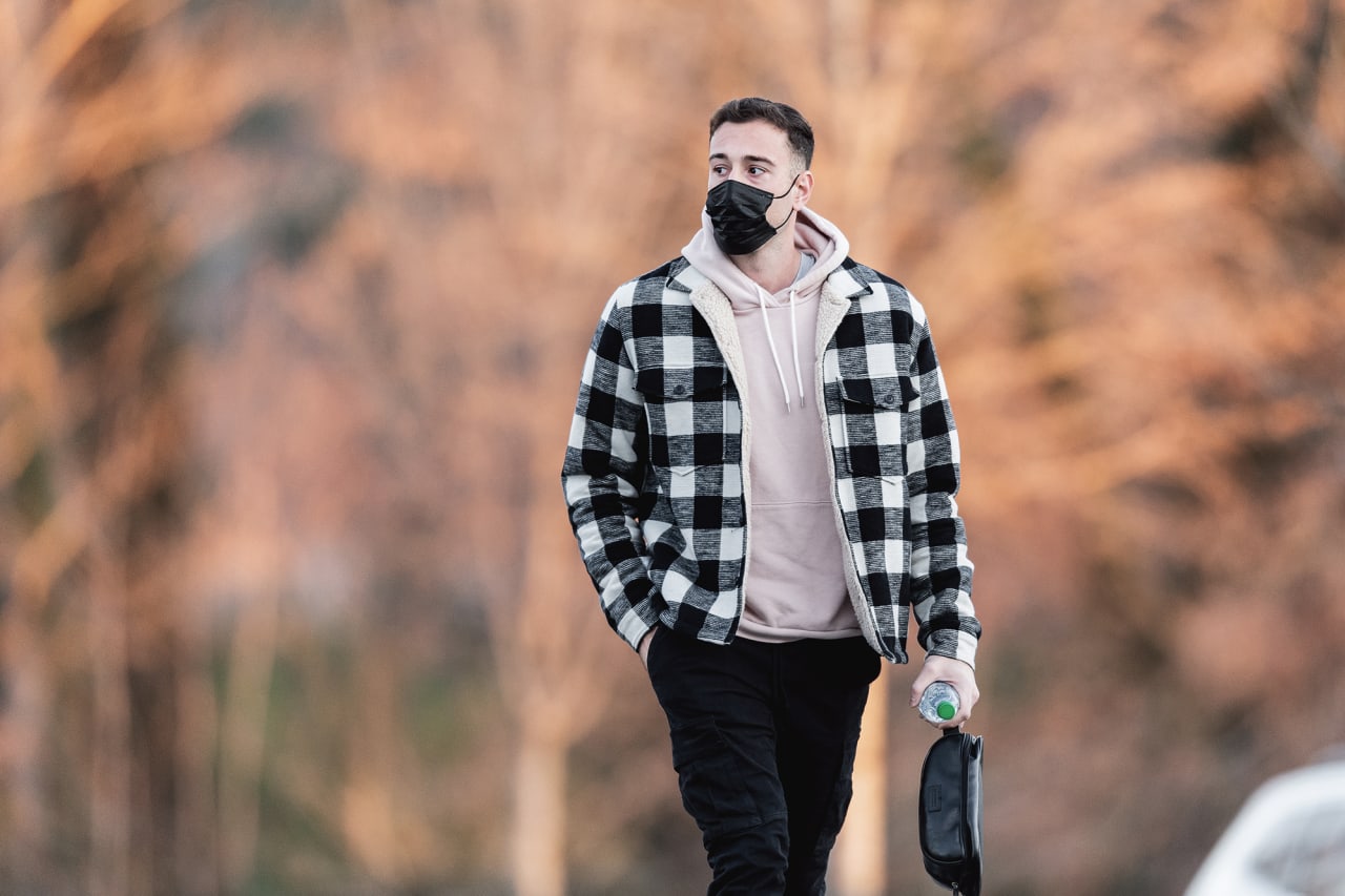 Atlanta United goalkeeper Dylan Castanheira #18 arrives for the first day of the 2022 preseason at Children's Healthcare of Atlanta Training Ground in Marietta, Georgia, on Tuesday January 18, 2022. Photo by Jacob Gonzalez/Atlanta United)