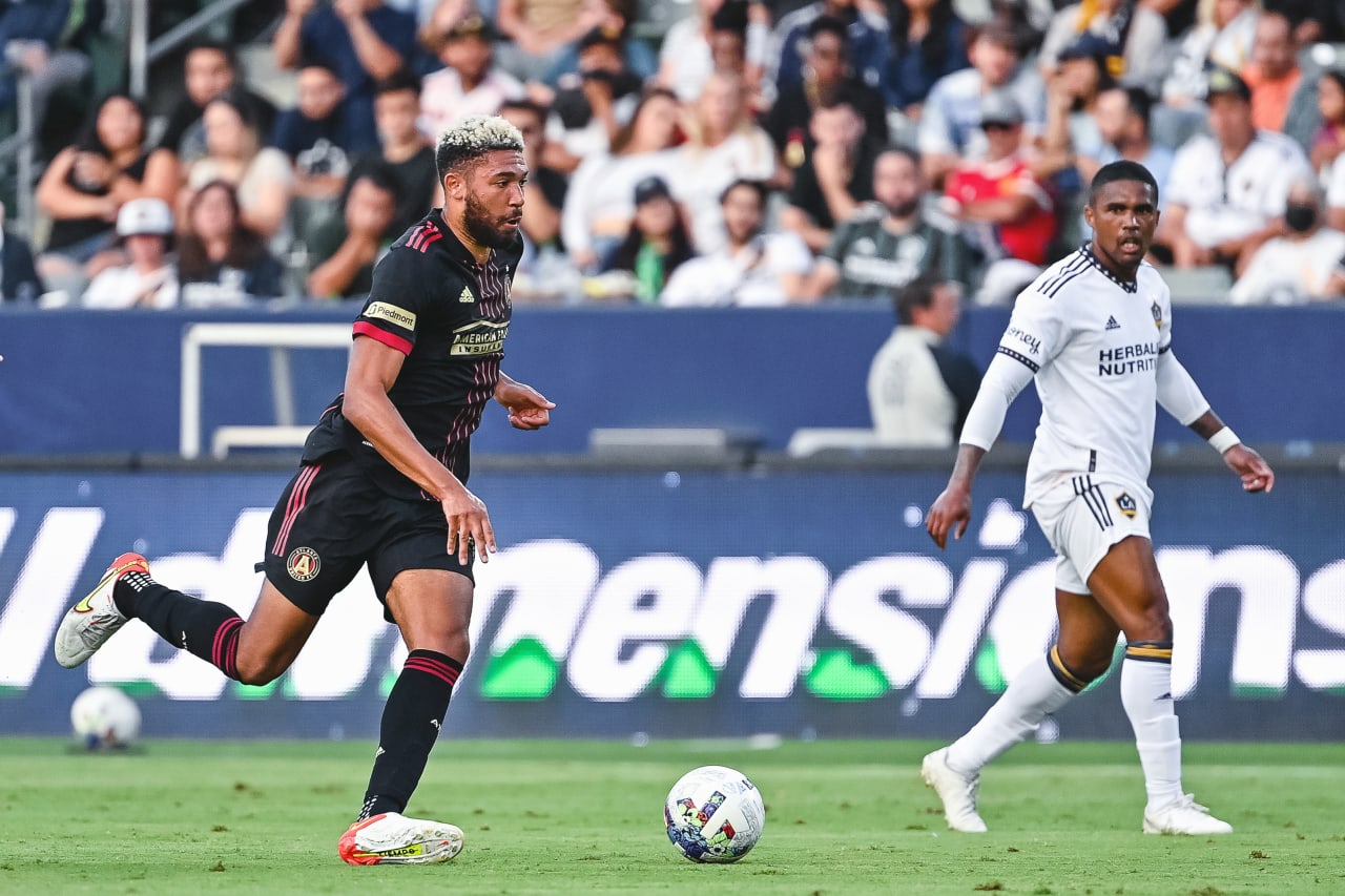 Atlanta United defender George Campbell #32 dribbles the ball during the first half of the match against LA Galaxy at Dignity Health Sports Park in Carson, United States on Sunday July 24, 2022. (Photo by Dakota Williams/Atlanta United)