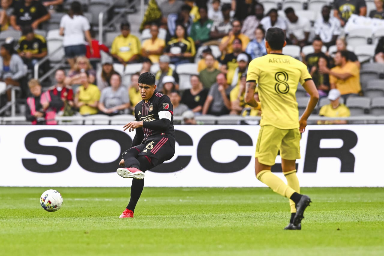 Atlanta United defender Alan Franco #6 kicks the ball during the match against Columbus Crew at Lower.com Field in Columbus, United States on Sunday August 21, 2022. (Photo by Ben Jackson/Atlanta United)
