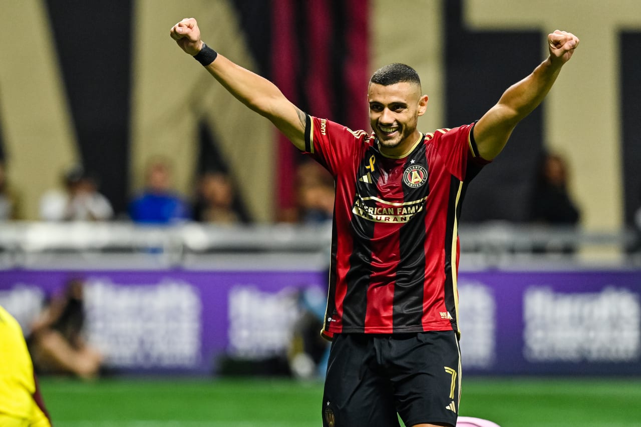 Atlanta United forward Giorgos Giakoumakis #7 reacts after a goal by midfielder Tristan Muyumba #8 during the first half of the match against Inter Miami at Mercedes-Benz Stadium in Atlanta, GA on Saturday, September 16, 2023. (Photo by Brandon Magnus/Atlanta United)