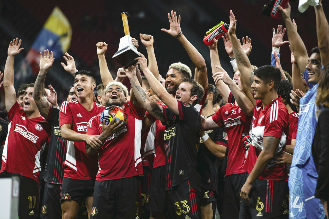 Atlanta United celebrate after the match against Pachuca at Mercedes-Benz Stadium in Atlanta, United States on Tuesday June 14, 2022. (Photo by AJ Reynolds/Atlanta United)