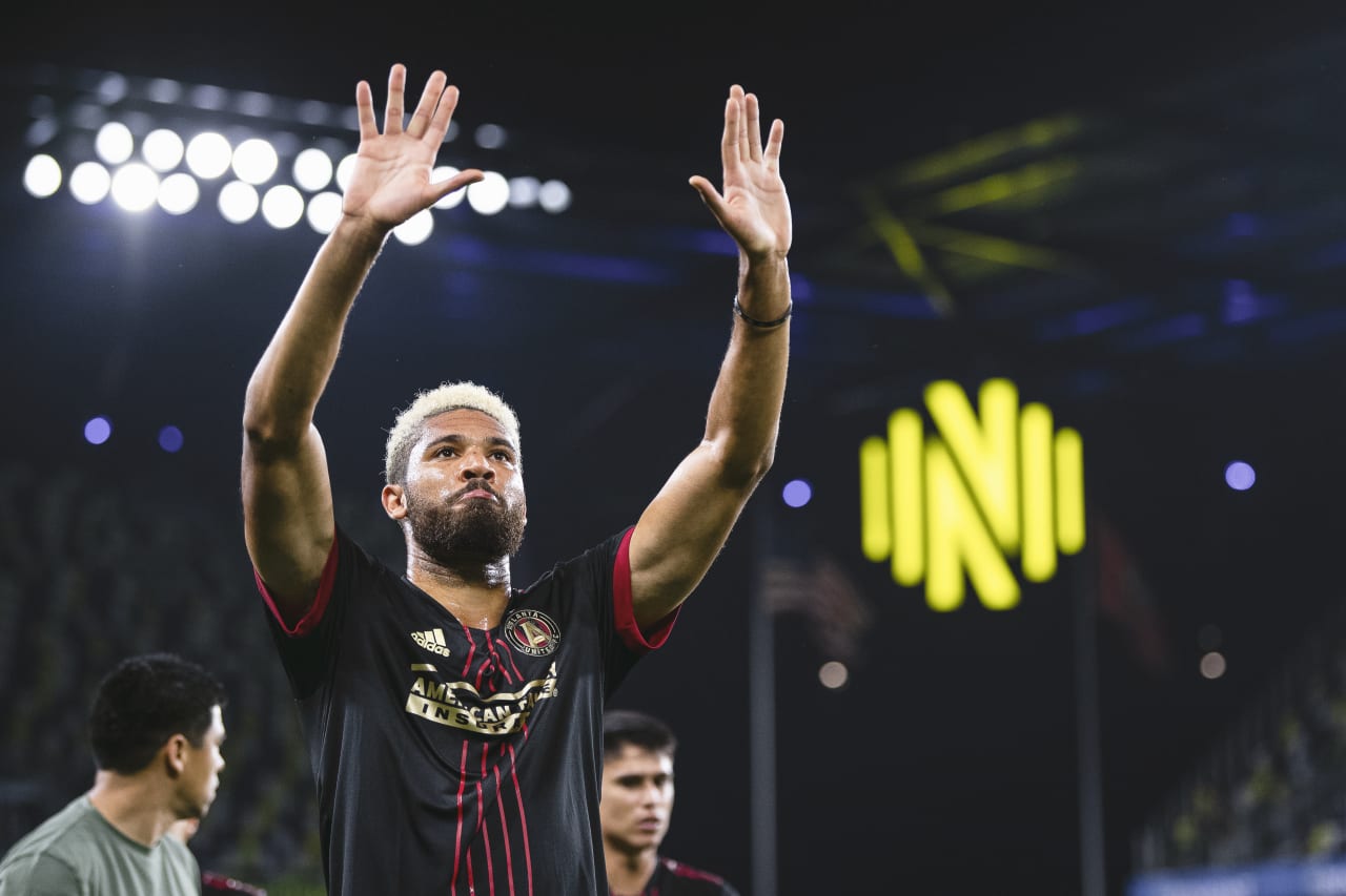 Atlanta United defender George Campbell #32 salutes the fans after the match against Nashville SC at Nashville SC Stadium in Nashville, United States on Saturday May 21, 2022. (Photo by Dakota Williams/Atlanta United)