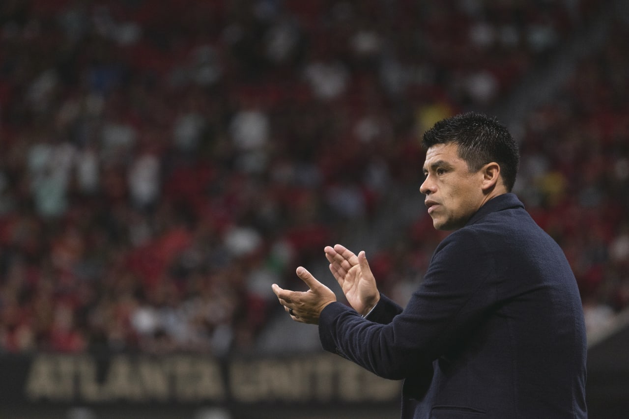 Atlanta United Head Coach Gonzalo Pineda looks on during the match against Chicago Fire FC at Mercedes-Benz Stadium in Atlanta, United States on Saturday May 7, 2022. (Photo by Dakota Williams/Atlanta United)