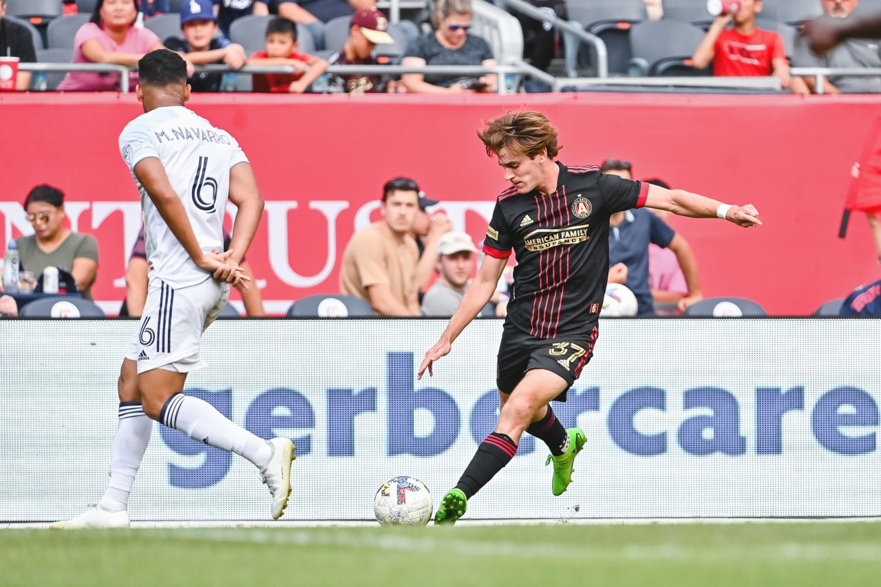 Atlanta United defender Aiden McFadden #37 dribbles the ball during the second half of the match against Chicago Fire FC at Soldier Field in Chicago, United States on Saturday July 30, 2022. (Photo by Dakota Williams/Atlanta United)