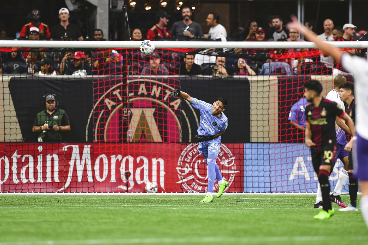Atlanta United goalkeeper Rocco Rios Novo #34 throws the ball during the second half of the match against Orlando City at Mercedes-Benz Stadium in Atlanta, United States on Sunday July 17, 2022. (Photo by Kyle Hess/Atlanta United)