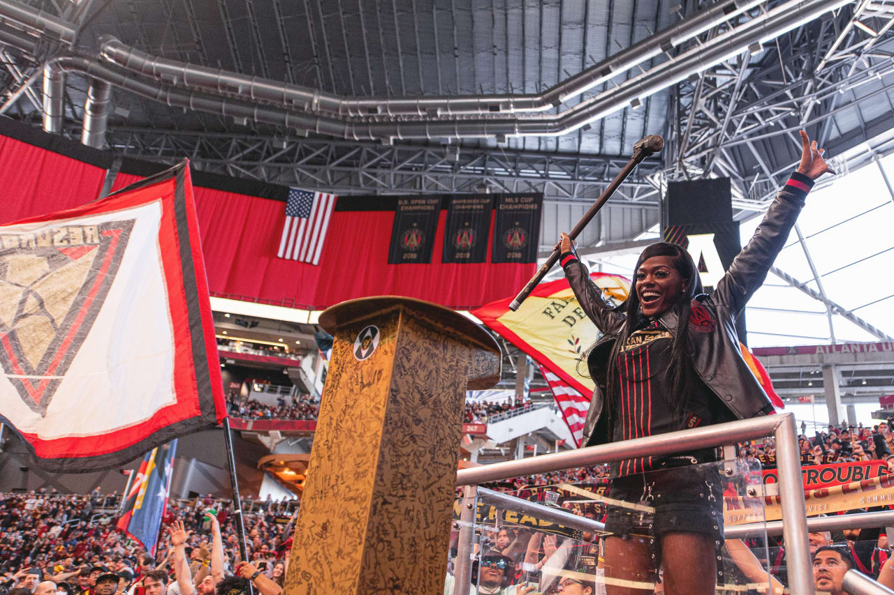 the spike before the 2022 Opening Day match against Charlotte FC at Mercedes-Benz Stadium in Atlanta, United States on Sunday March 13, 2022. (Photo by Mitchell Martin/Atlanta United)