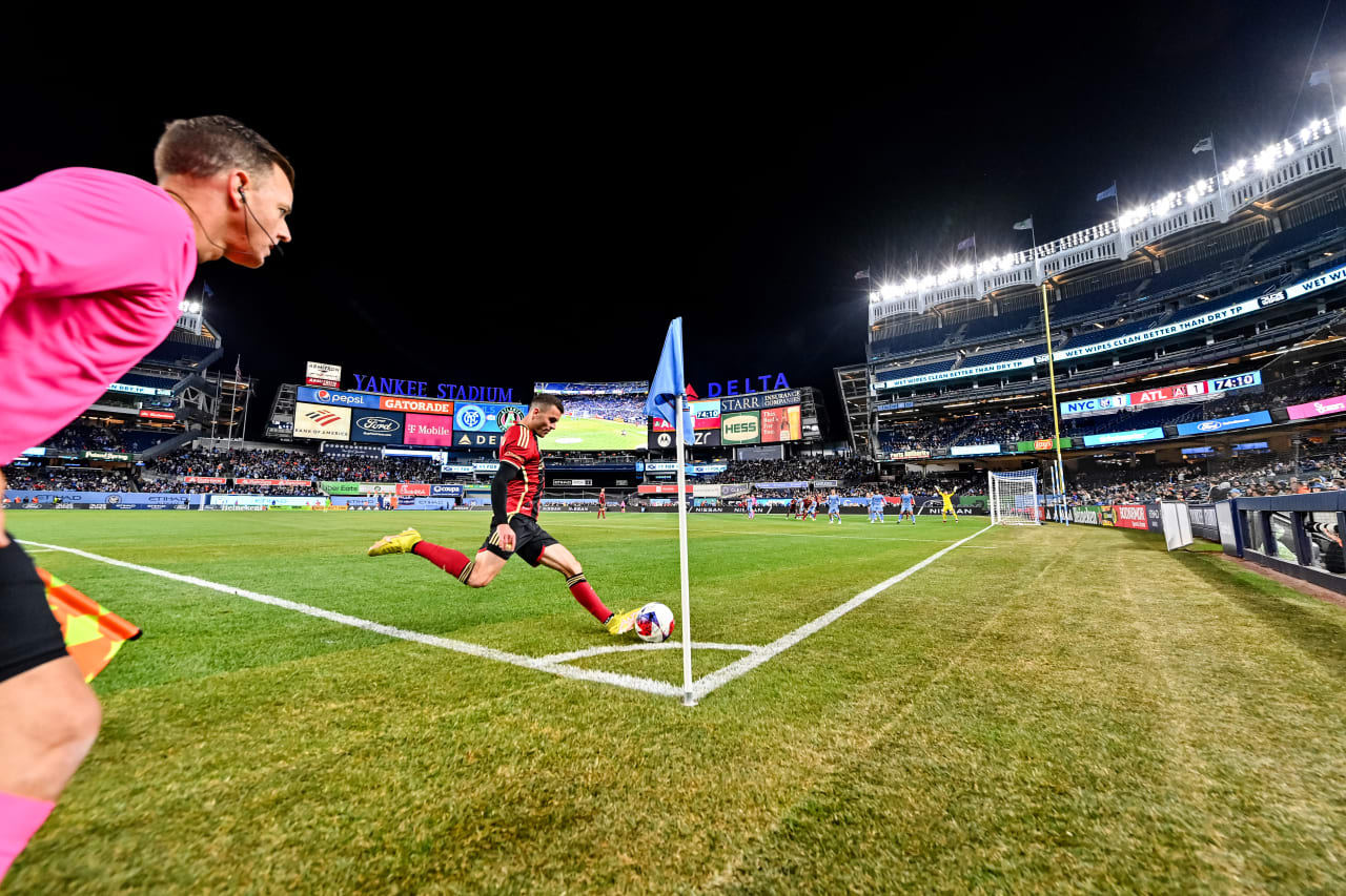Atlanta United defender Brooks Lennon #11 takes a corner kick during the second half of the match against New York City FC at Yankee Stadium in Bronx, NY on Saturday April 8, 2023. (Photo by Jay Bendlin/Atlanta United)