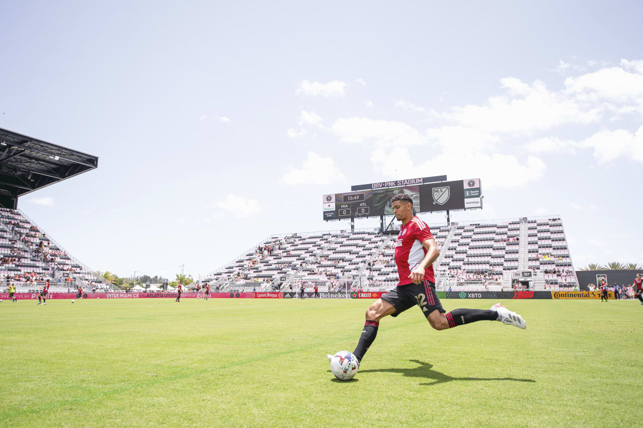 Atlanta United defender Miles Robinson #12 warms up before the match against Inter Miami at DRV PNK Stadium in Fort Lauderdale, United States on Sunday April 24, 2022. (Photo by Dakota Williams/Atlanta United)
