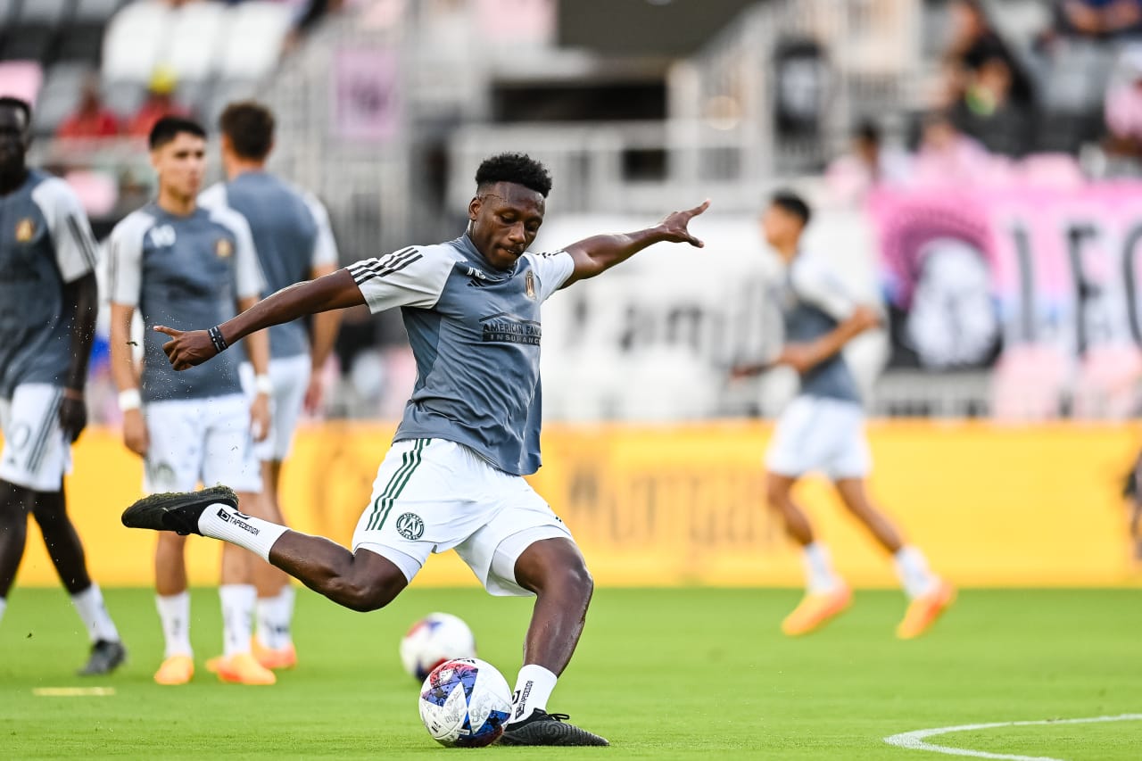 Atlanta United midfielder Derrick Etienne Jr. #18 kicks the ball during warm ups before the match against Inter Miami at DRV PNK Stadium in Fort Lauderdale, FL on Saturday, May 6, 2023. (Photo by Mitchell Martin/Atlanta United)