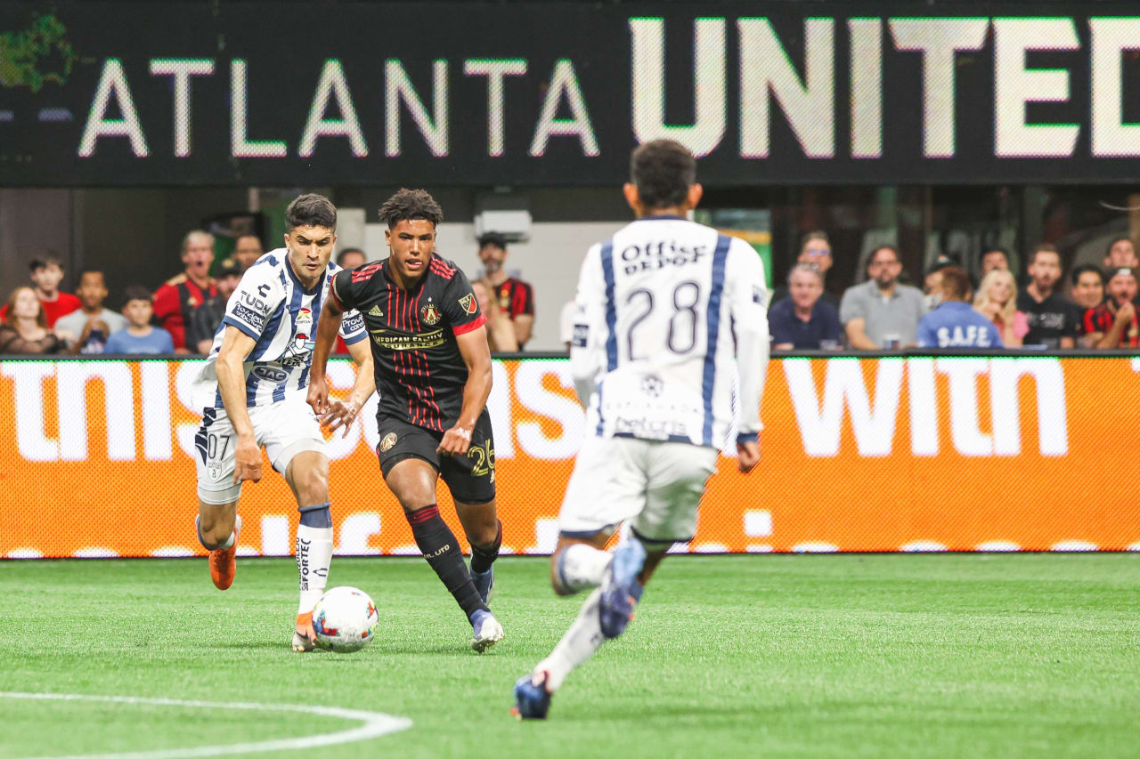 Atlanta United defender Caleb Wiley #26 dribbles during the match against CF Pachuca at Mercedes-Benz Stadium in Atlanta, Georgia, on Tuesday June 14, 2022. (Photo by Chamberlain Smith/Atlanta United)