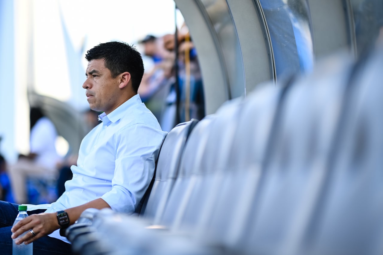 Atlanta United Head Coach Gonzalo Pineda during the match against CF Montreal at Stade Saputo in Montreal, Canada on Saturday, July 8, 2023. (Photo by Mitchell Martin/Atlanta United)