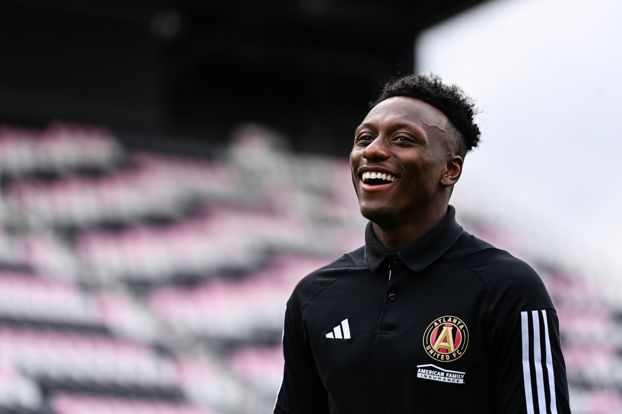 Atlanta United midfielder Derrick Etienne Jr. #18 smiles while arriving before the match against Inter Miami at DRV PNK Stadium in Fort Lauderdale, FL on Saturday, May 6, 2023. (Photo by Mitchell Martin/Atlanta United)