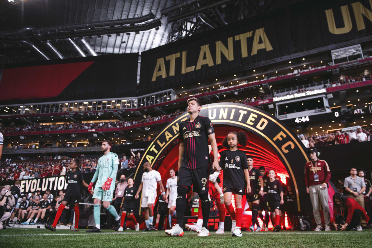 Atlanta United walks out during the match against New England Revolution at Mercedes-Benz Stadium in Atlanta, United States on Sunday May 15, 2022. (Photo by Dakota Williams/Atlanta United