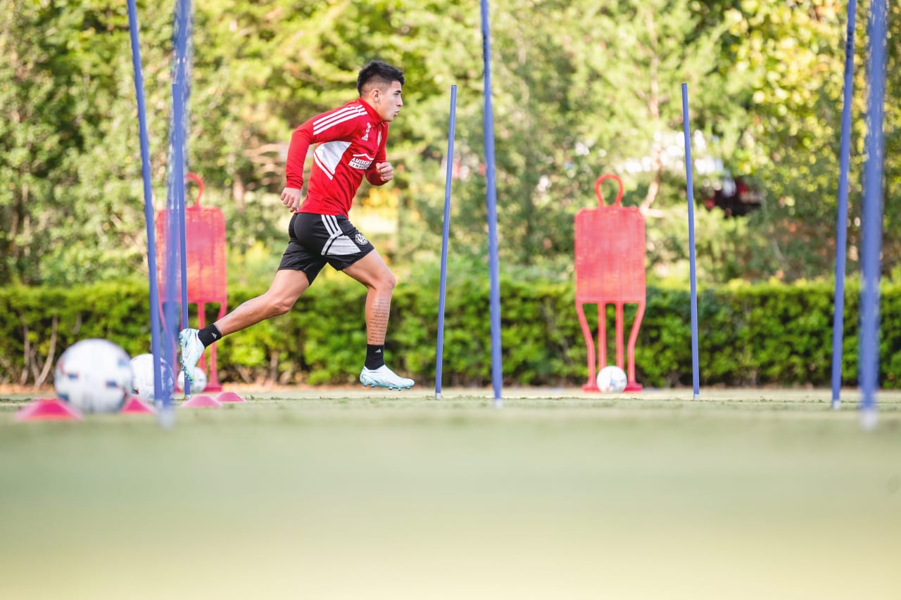 Atlanta United midfielder Thiago Almada #8 runs during training at Children's Healthcare of Atlanta Training Ground in Marietta, Georgia, on Tuesday October 4, 2022. (Photo by Dakota Williams/Atlanta United)