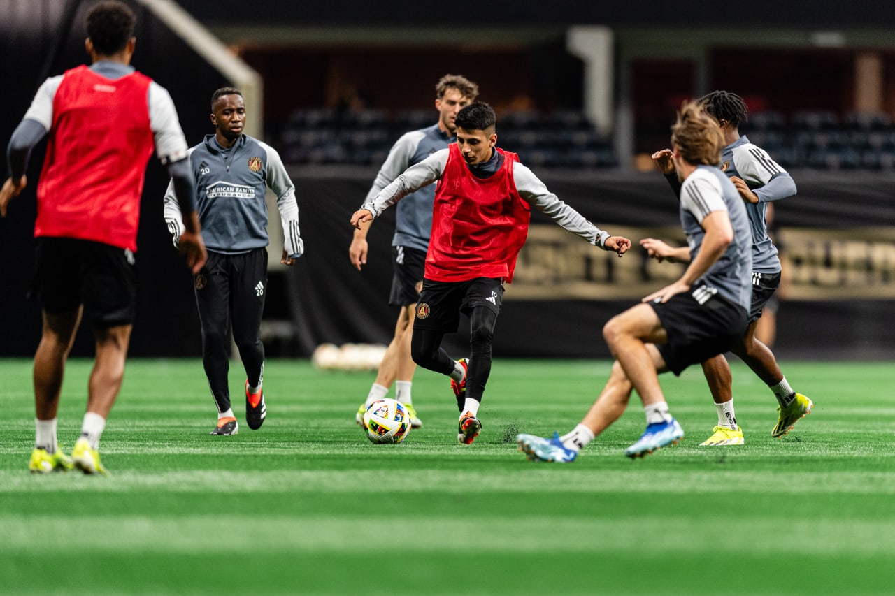 Atlanta United midfielder Thiago Almada #10 during a training session at Mercedes-Benz Stadium in Atlanta, Ga. on Thursday, March 7, 2024