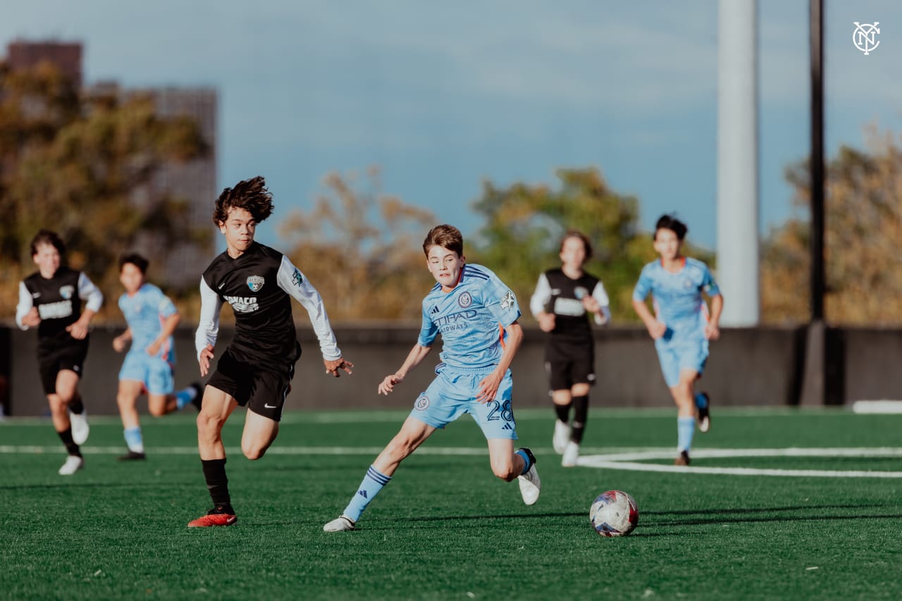 NYCFC’s U15s faced Oakwood at Belson Stadium