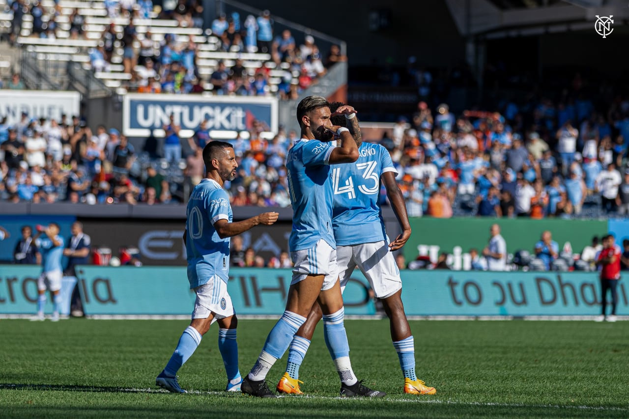 New York City Football Club and Atlanta United shared the points in The Bronx in a 2-2 draw that saw Taty Castellanos net his 50th MLS goal. (Photo by Tommie Battle/NYCFC)