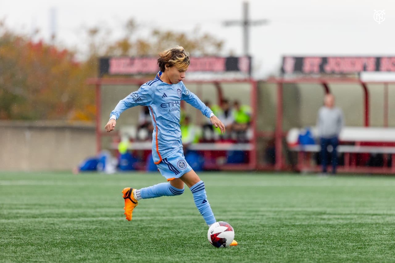 NYCFC’s U13s faced Oakwood at Belson Stadium