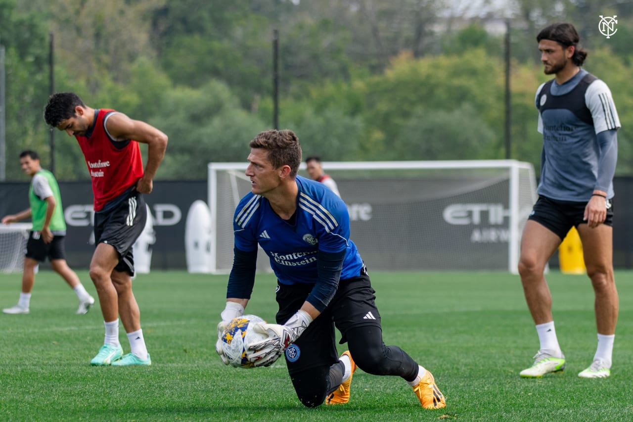New York City Football Club trains in front of fans ahead of their home match in the Hudson River Derby.