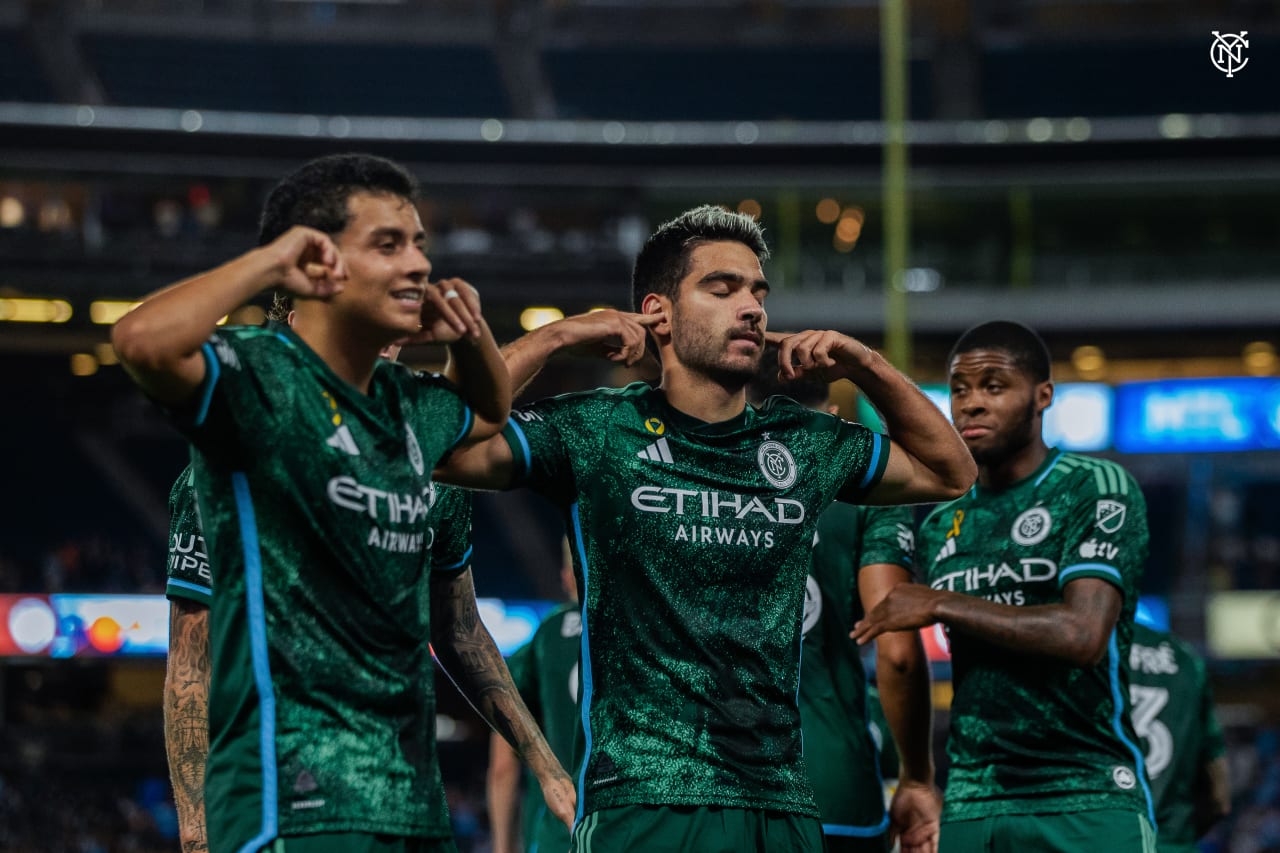 New York City Football Club secured a big win on Wednesday night against CF Montréal.  The Boys in Blue ran out 2-0 winners thanks to goals from Andres Jasson and Monsef Bakrar.