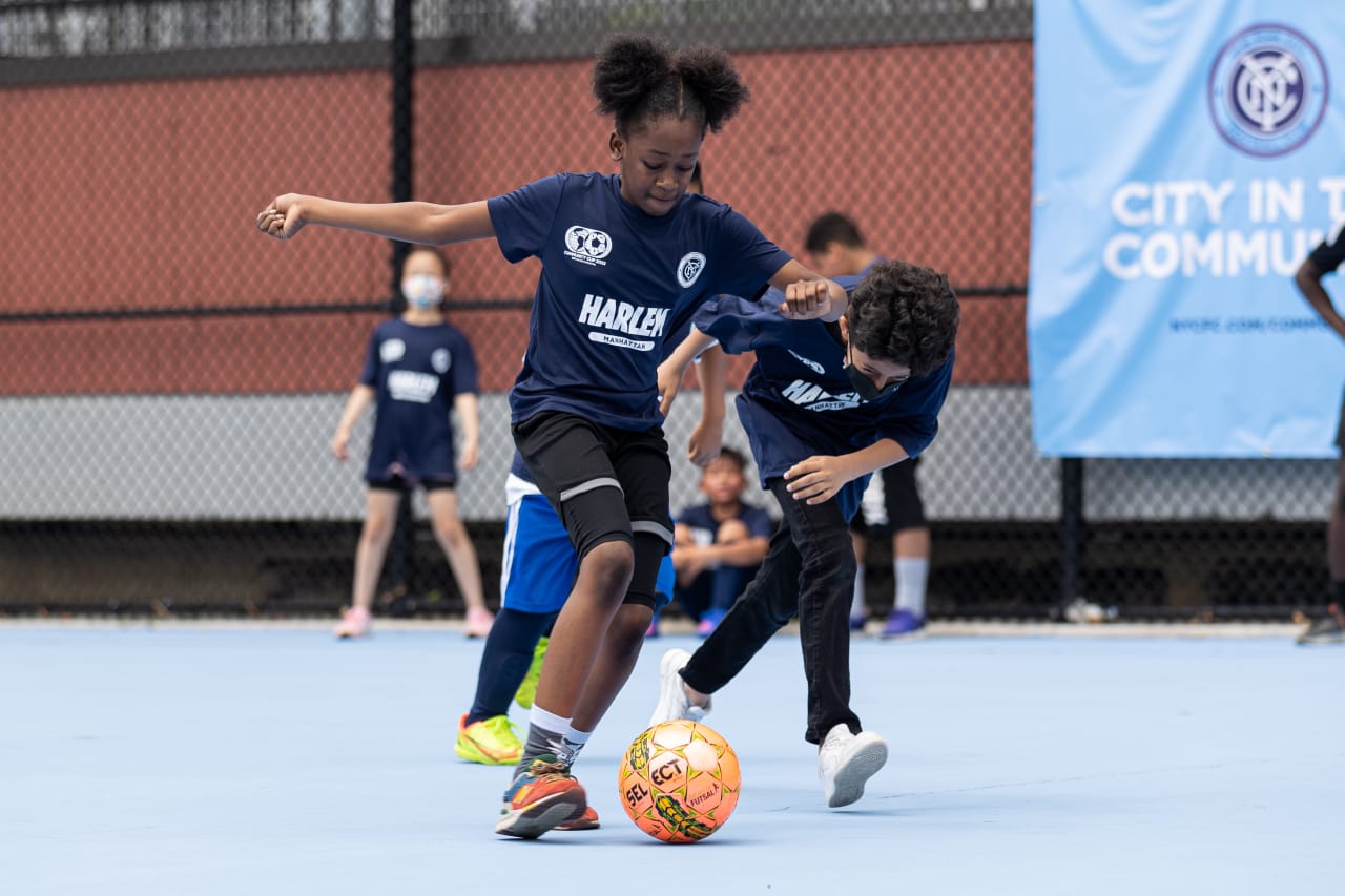 On June 11,12 The New York City Soccer Initiative (NYCFC and the Mayor’s Fund to Advance New York City) and a host of sponsors launched the NYCSI Community Cup, a celebratory 5v5 tournament that brought young people from all five boroughs to to compete on the 50 blue mini-pitches that have been constructed by the partners all across the City since 2017.