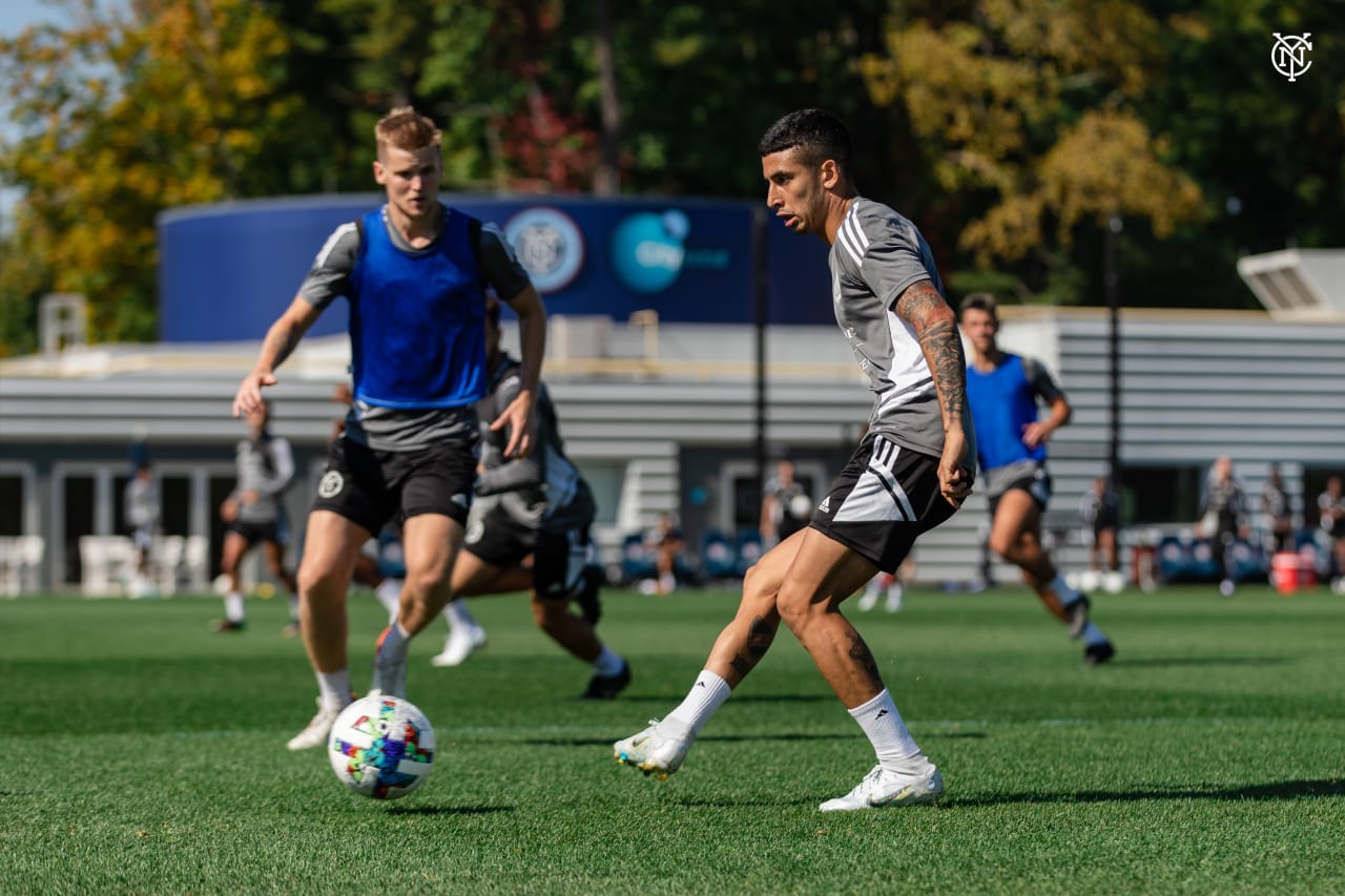 New York City Football Club trains ahead of Decision Day. (Photo by Katie Cahalin/NYCFC)
