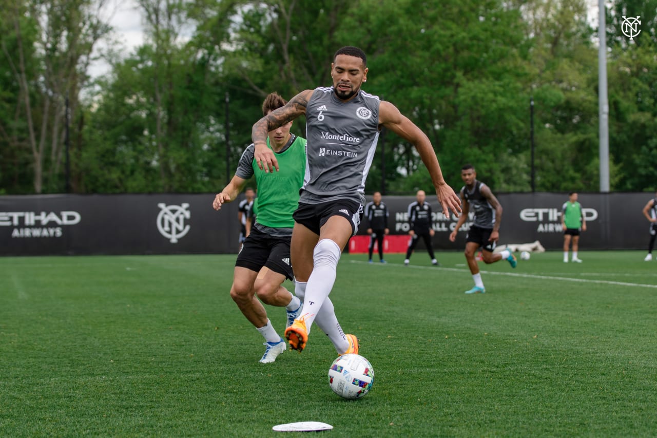New York City Football Club trains at the Etihad City Football Academy ahead of their trip to DC for a midweek MLS matchup. (Photo by Katie Cahalin/NYCFC)