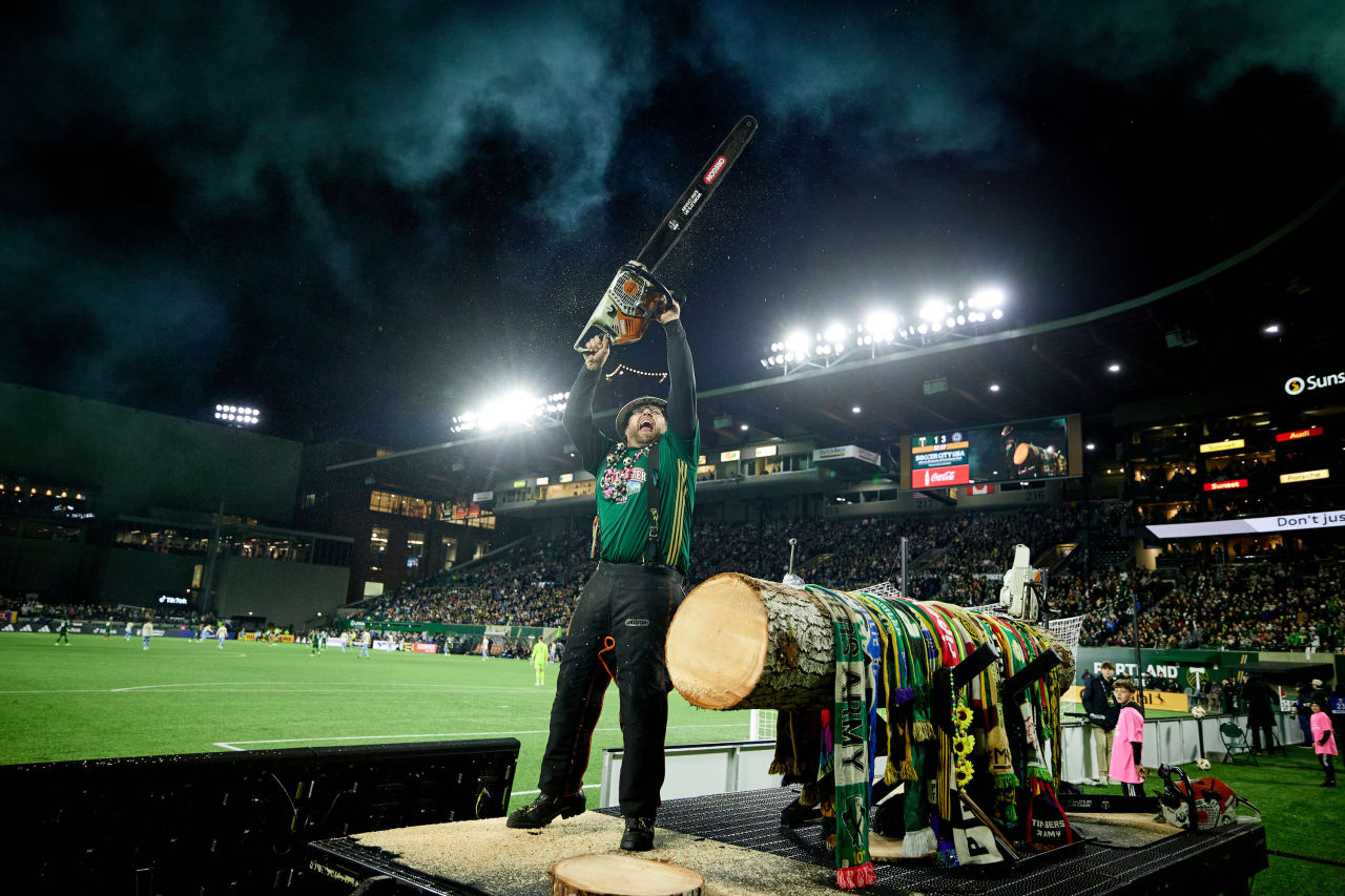 Timber Joey revs his chainsaw following the slab-cut for Rodríguez's first goal in Portland.