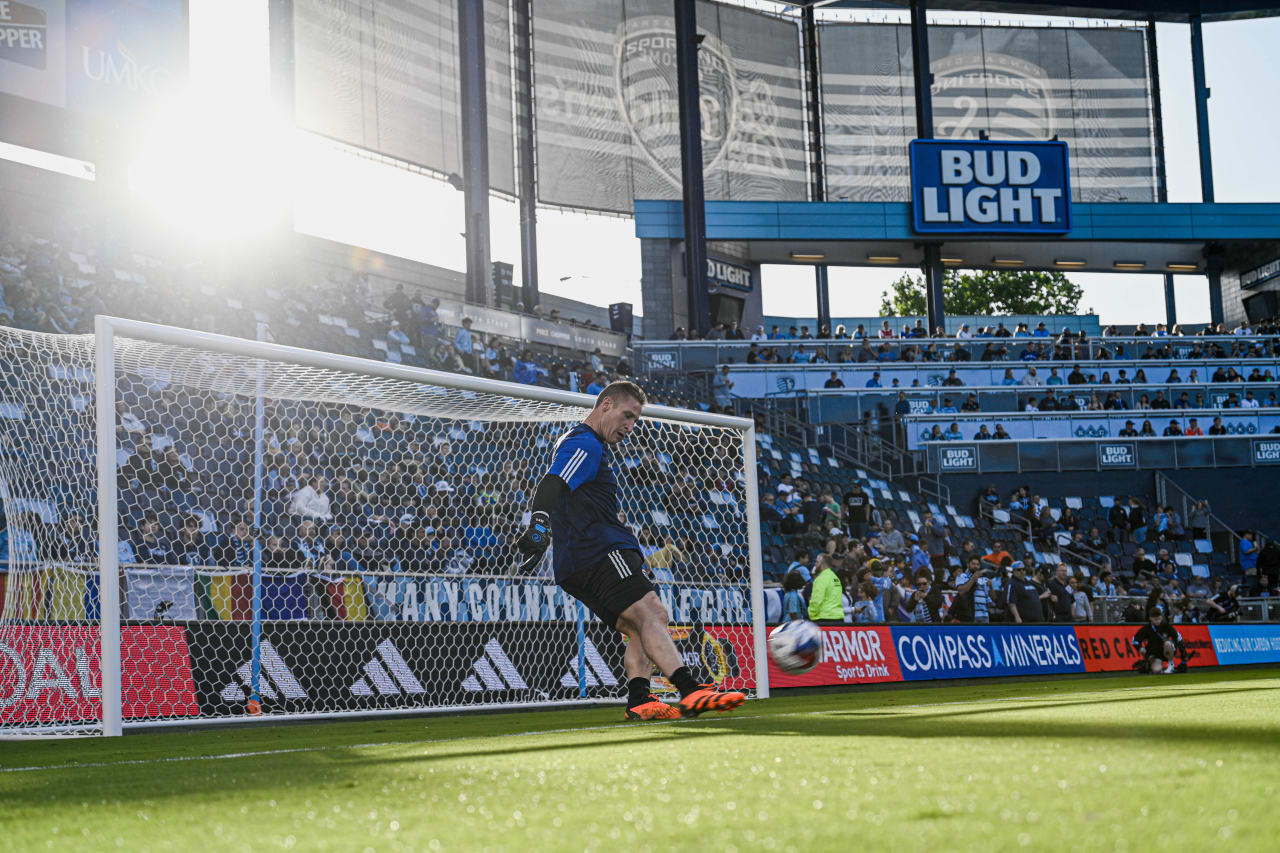 Tim Melia warms up ahead of the SKC vs MTL match on Apr. 29.