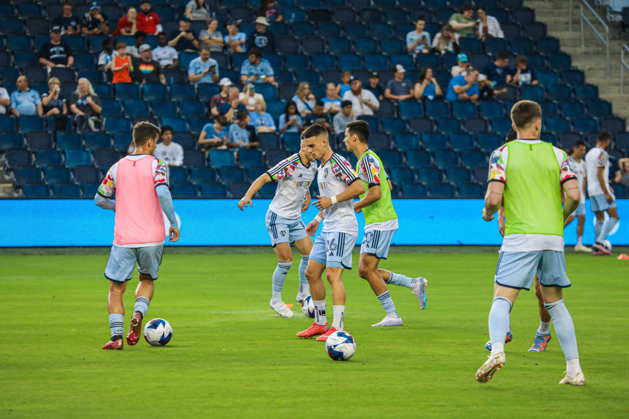 Sporting KC players do practice drills as warms ups for the SKC vs FC Dallas match.