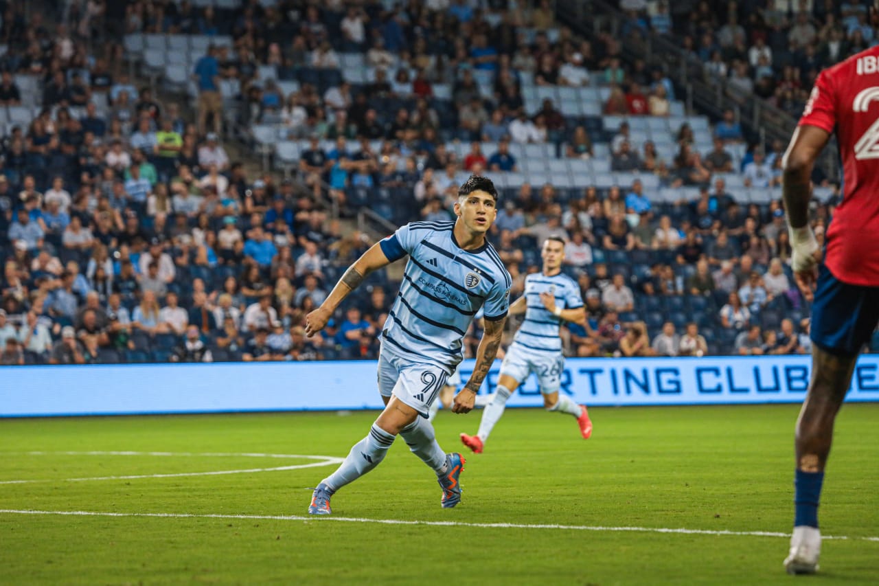 Forward Alan Pulido looks at the play during the SKC vs FC Dallas match.