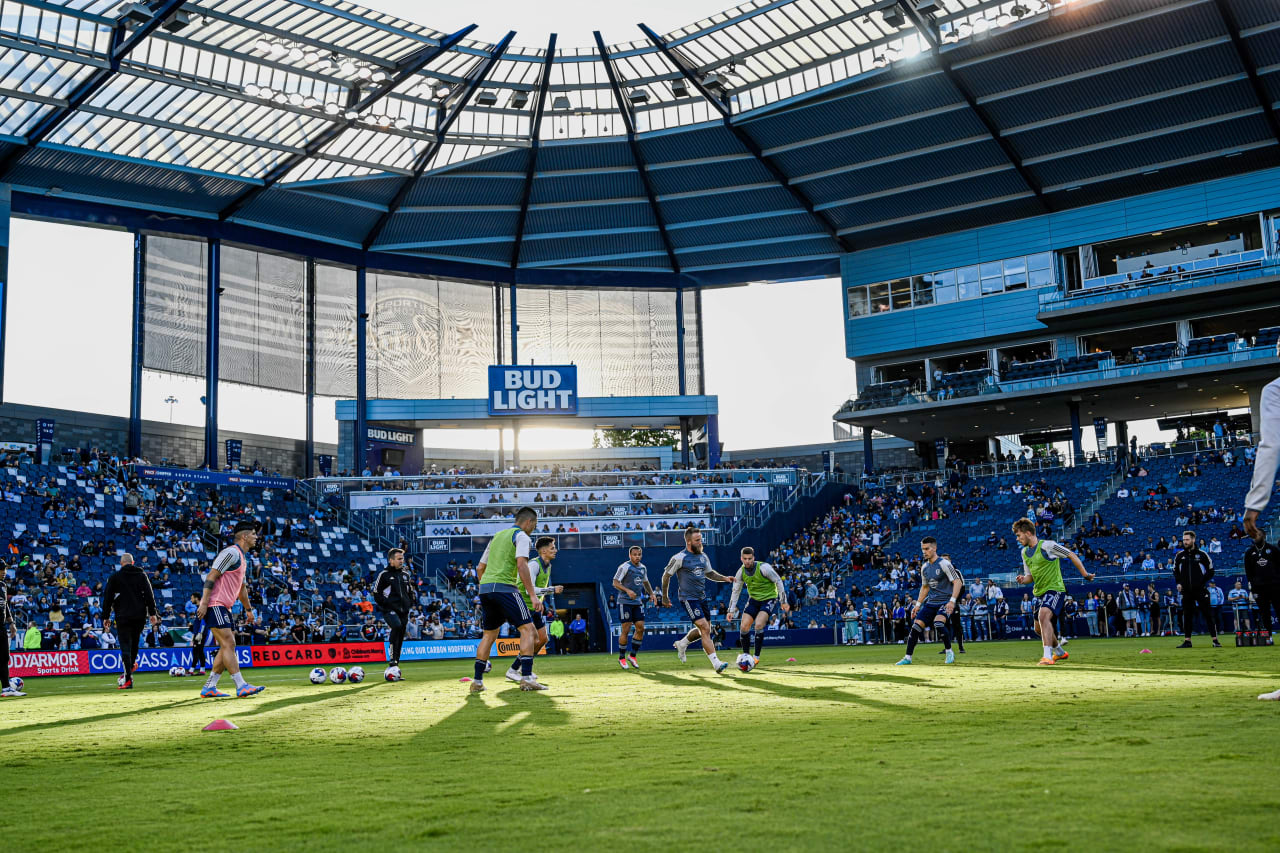 Sporting KC players do rondos during pre-match warmups ahead of the SKC vs MTL match.