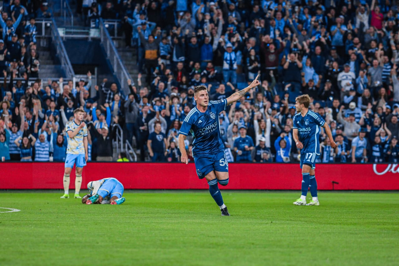 Remi Walter celebrates the goal during the SKC vs PHI match.