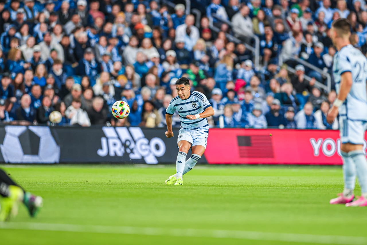 Midfielder Memo Rodriguez got his second start with the team at the Sporting Kc vs San Jose Earthquakes match.
